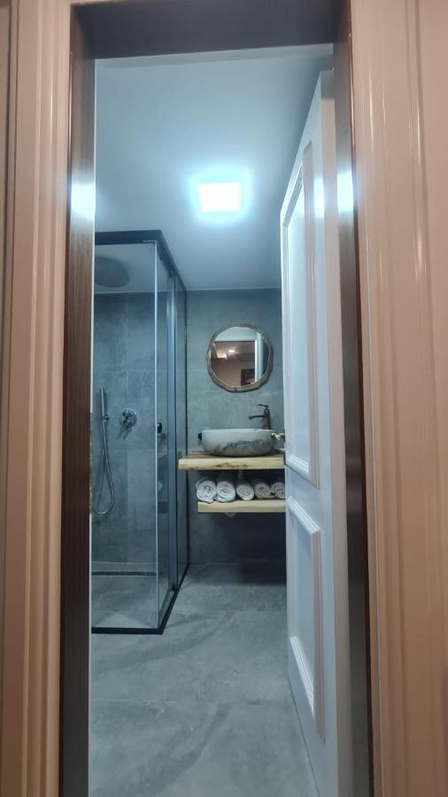 Bujtina Gjyshi Ilo Hotel Tushemisht ภายนอก รูปภาพ